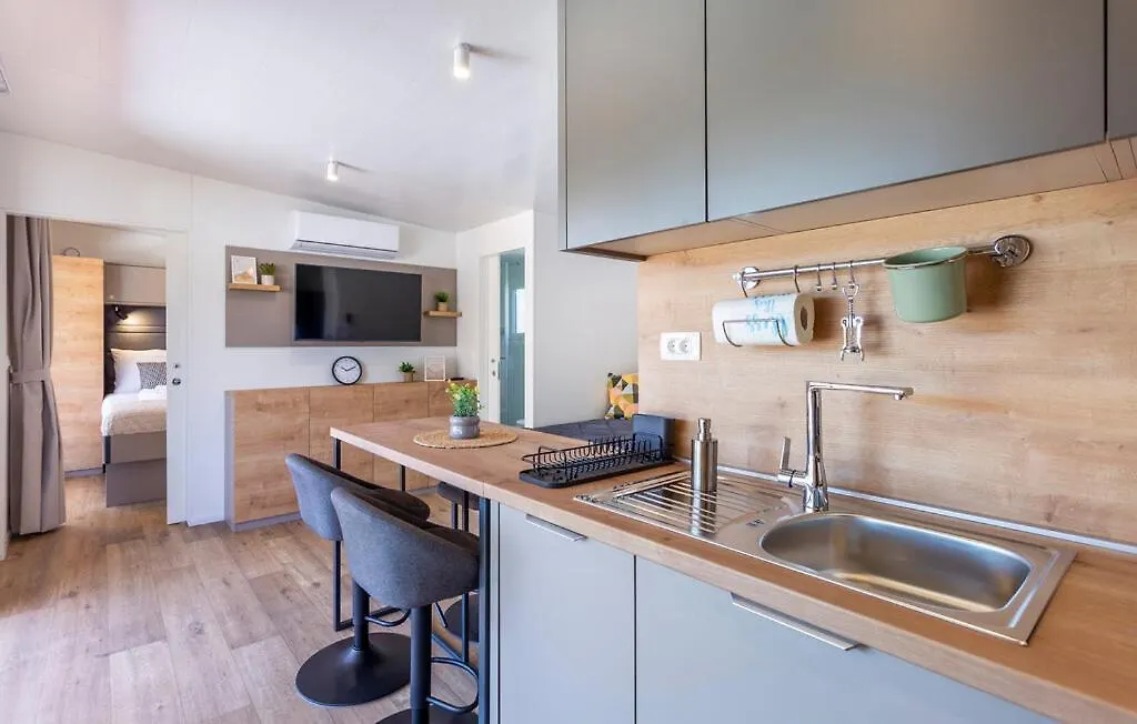 Batana Mobile Home Banjole Croatia